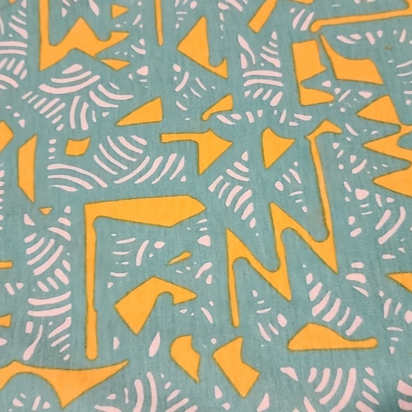 Lularoe Perfect T - Picture 2 of 2